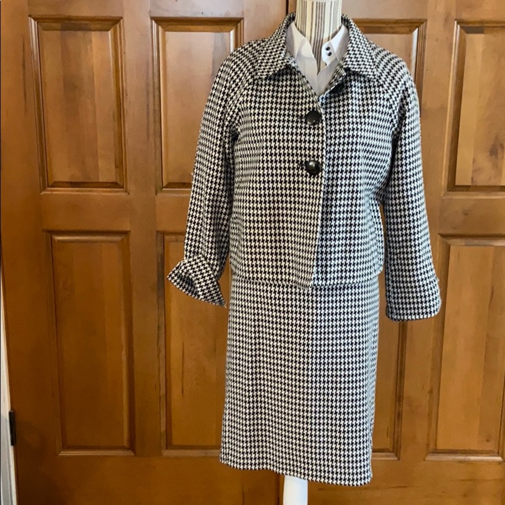 B.Moss Hounds Tooth Suit